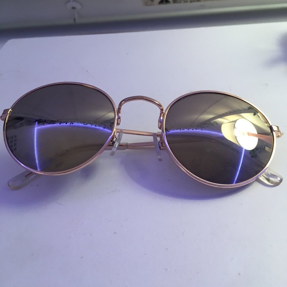 Urban outfitters sun glasses